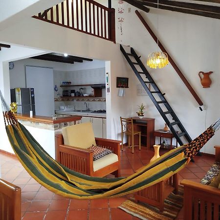 Apartamento Balcones De La Villa 2 فيلا دي ليفا المظهر الخارجي الصورة